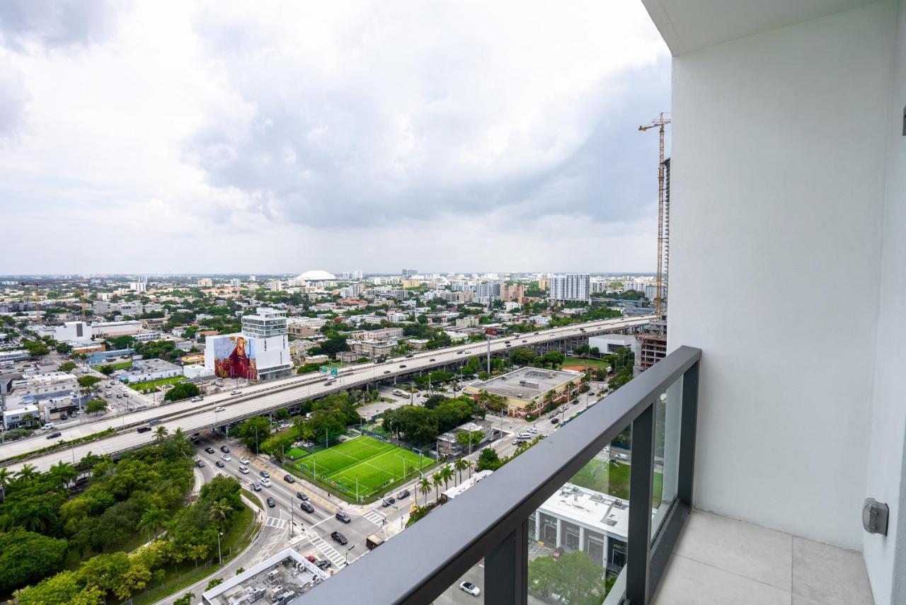 Smart Brickell Hotel Маямі Екстер'єр фото